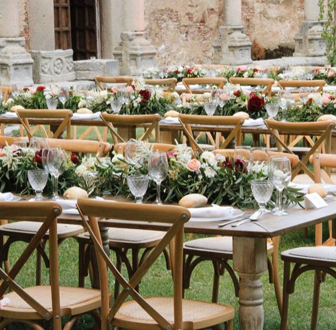 Mesa Cuadrada CDMX - Mesas para Banquetes