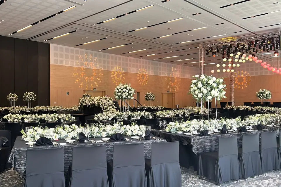 Salón Av Contreras