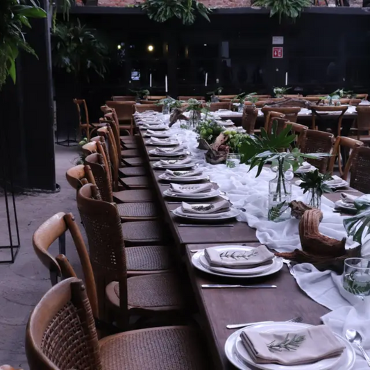 Salón Lucerna 32